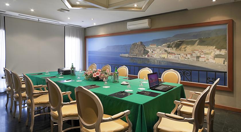 hotel-img