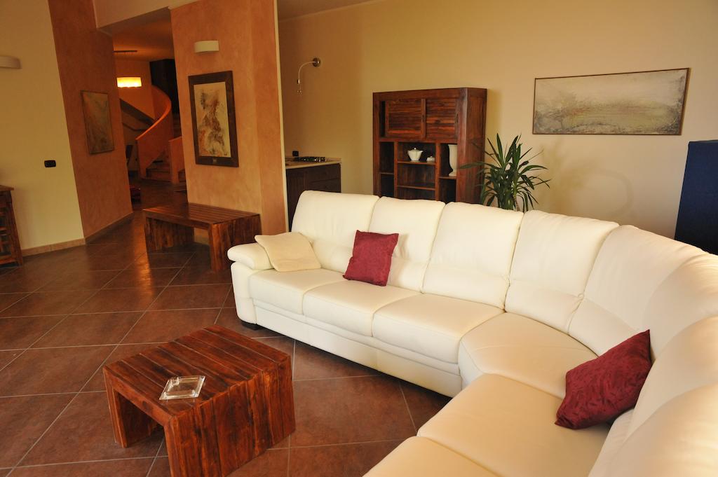 hotel-img